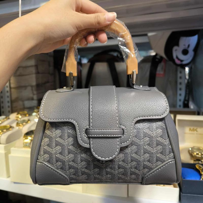 PRE-ORDER GOYARD SLING W/BOX